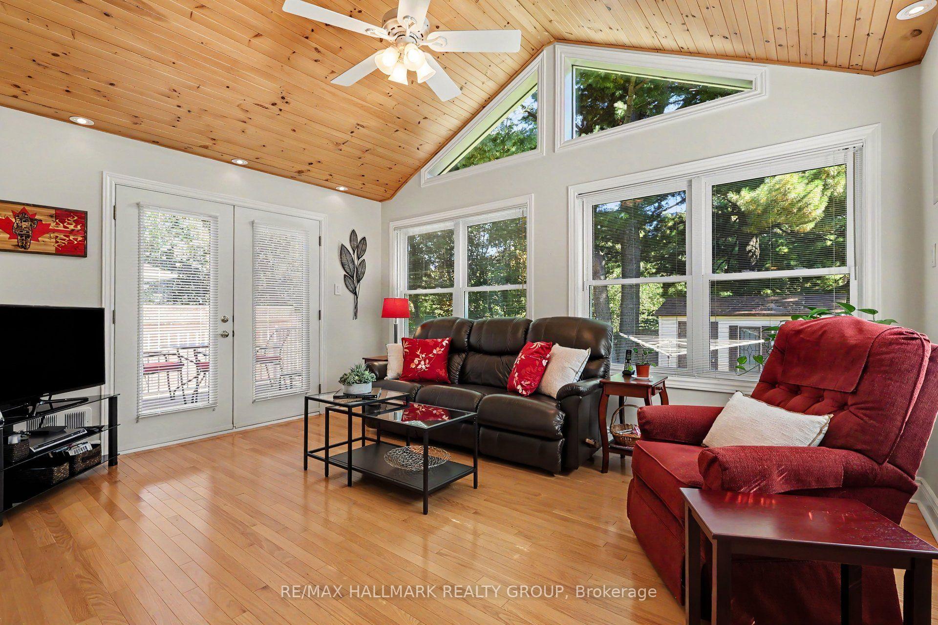 Photo 14 of 183 Martin Avenue, Ottawa, Manor Park — HOMEH