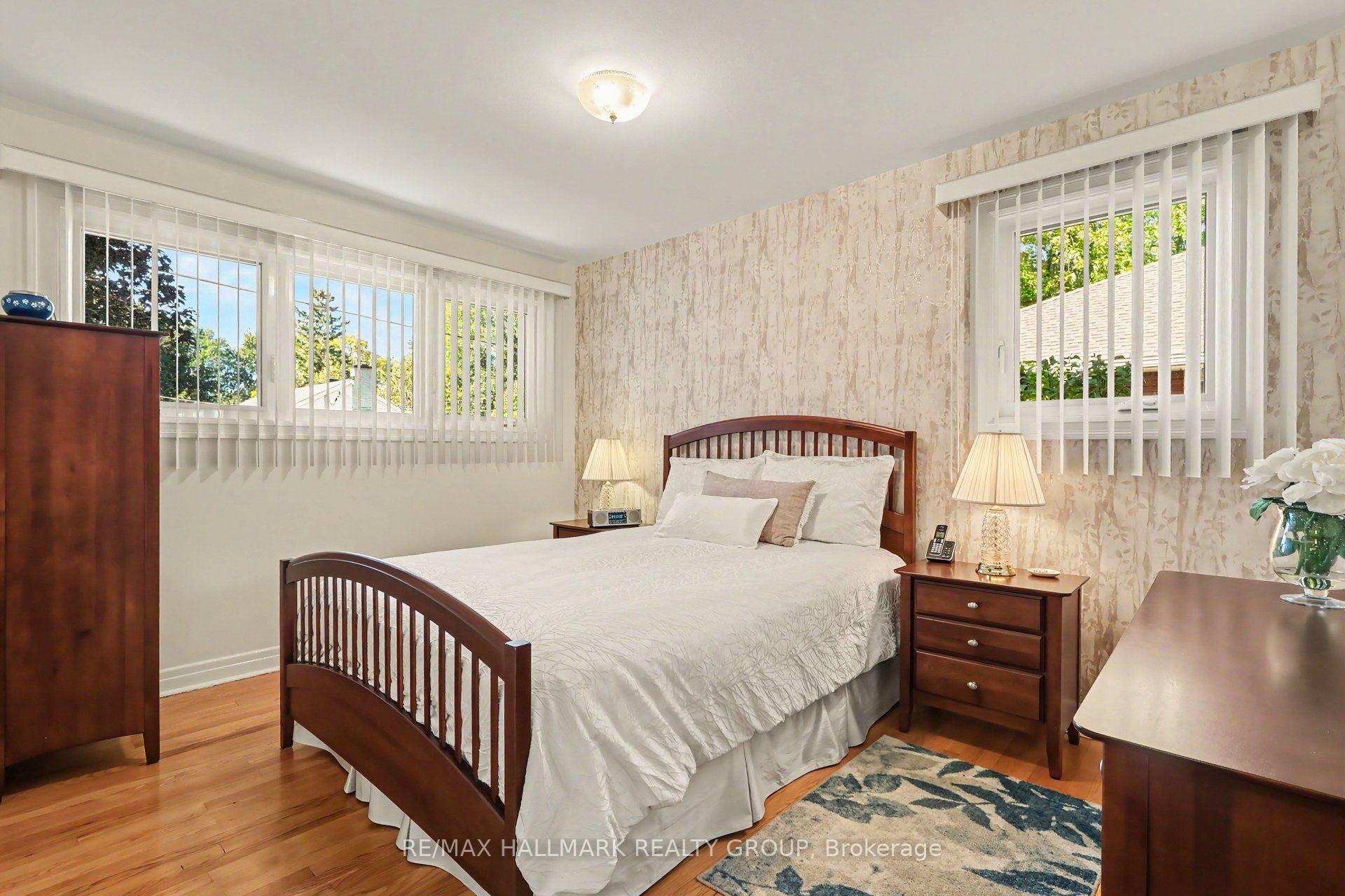 Photo 17 of 183 Martin Avenue, Ottawa, Manor Park — HOMEH