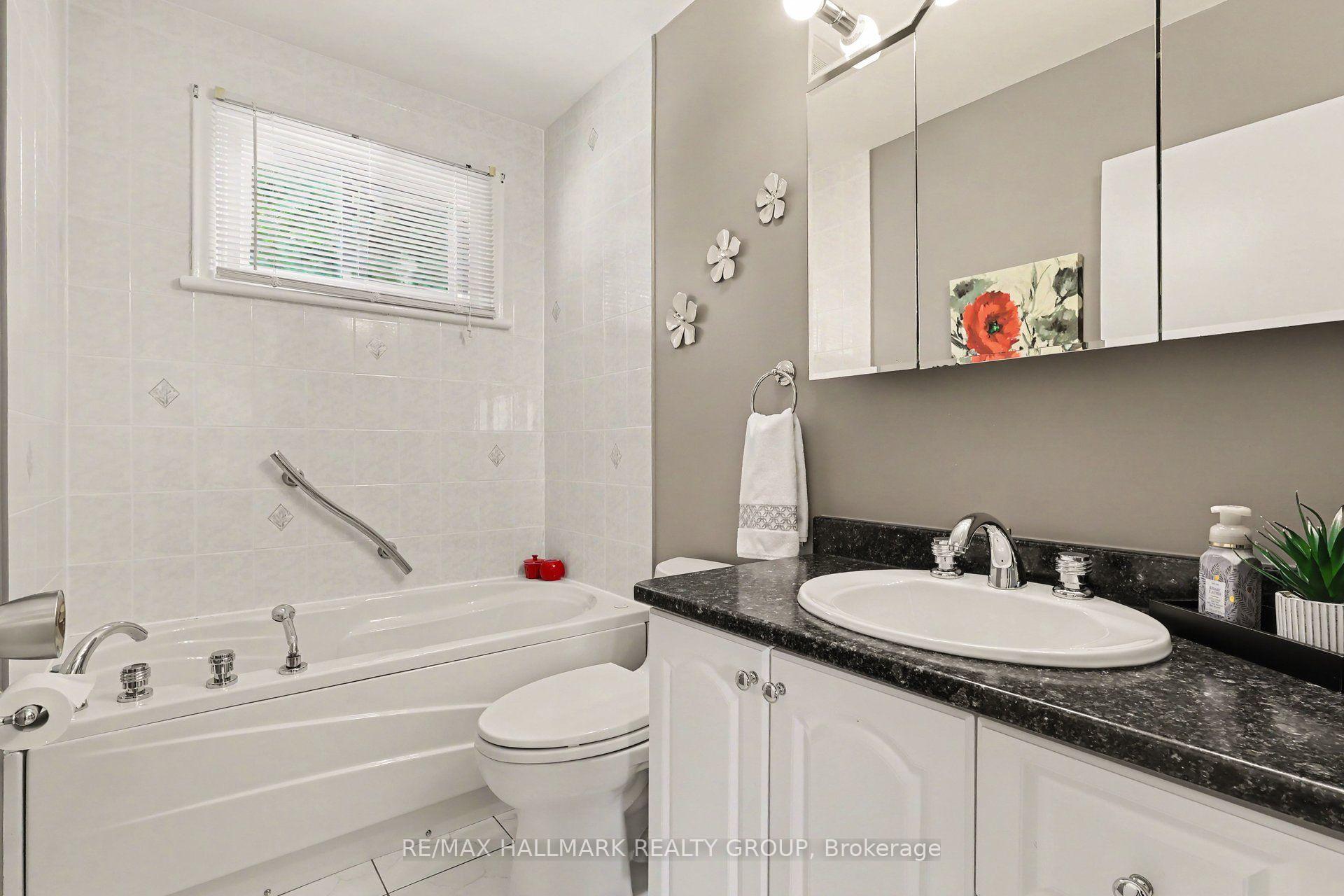Photo 21 of 183 Martin Avenue, Ottawa, Manor Park — HOMEH
