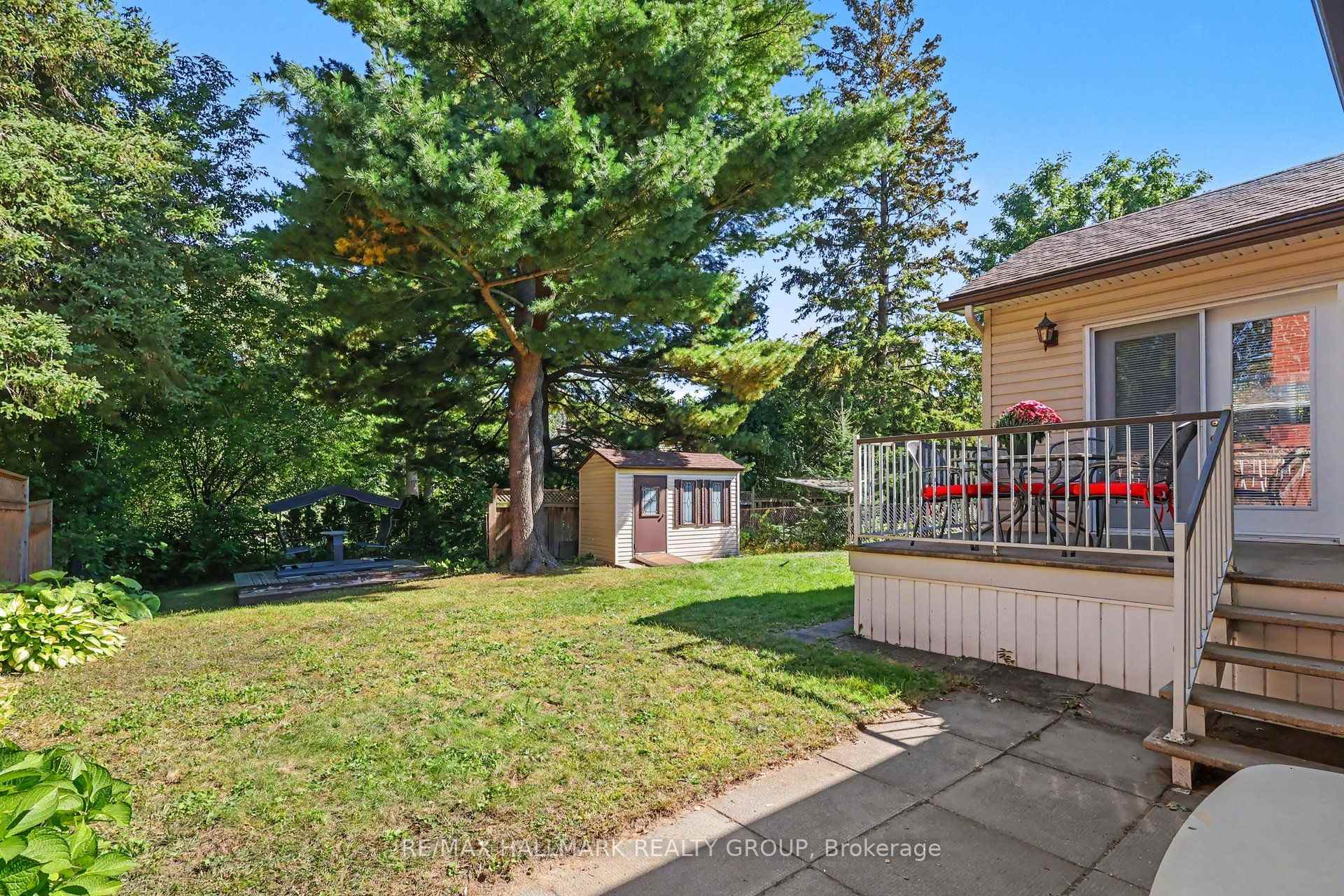 Photo 29 of 183 Martin Avenue, Ottawa, Manor Park — HOMEH