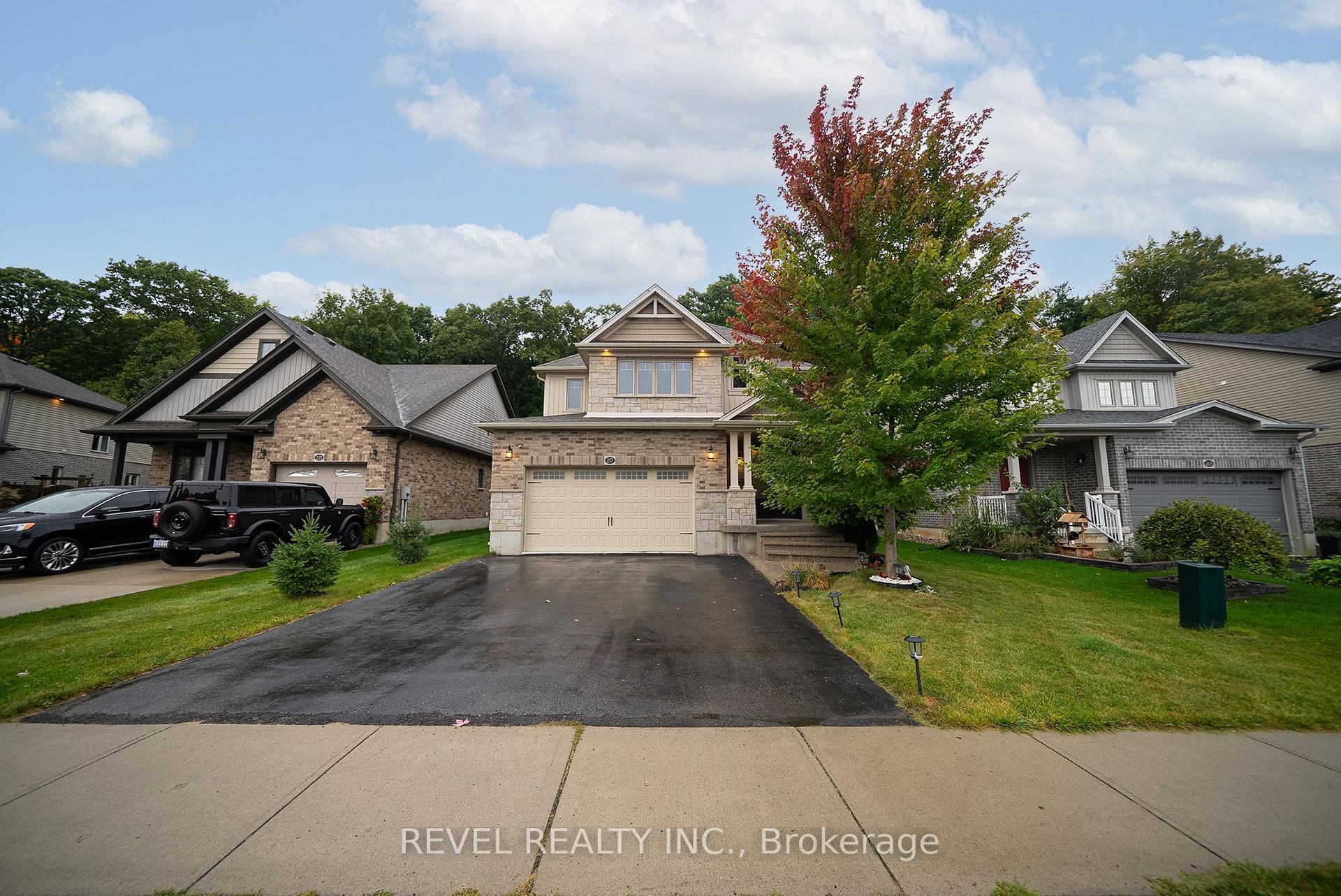 Photo 33 of 217 Woodway Trail, Norfolk, Simcoe — HOMEH