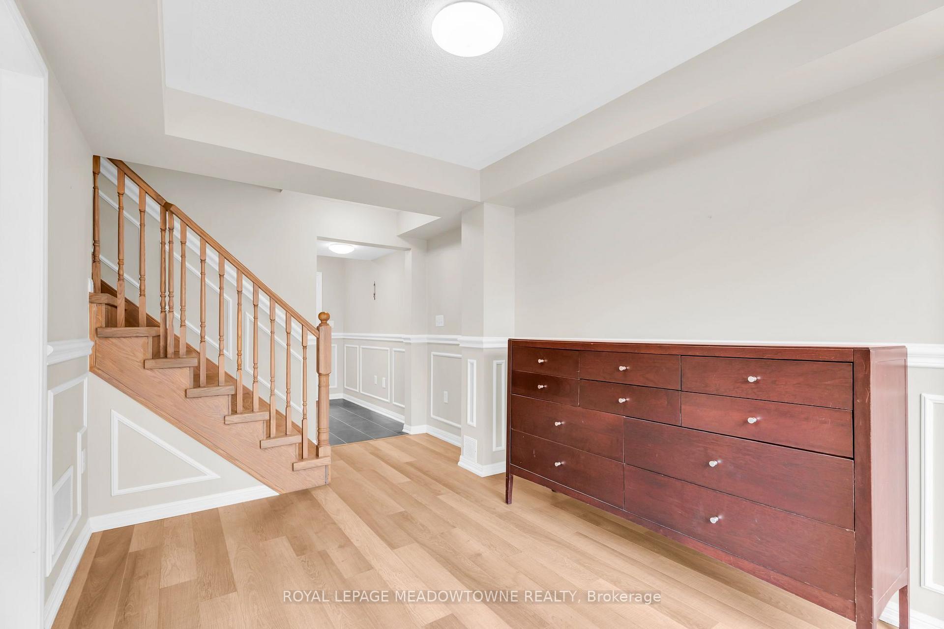 Photo 9 of 70 Betterton Crescent, Brampton, Northwest Brampton — HOMEH