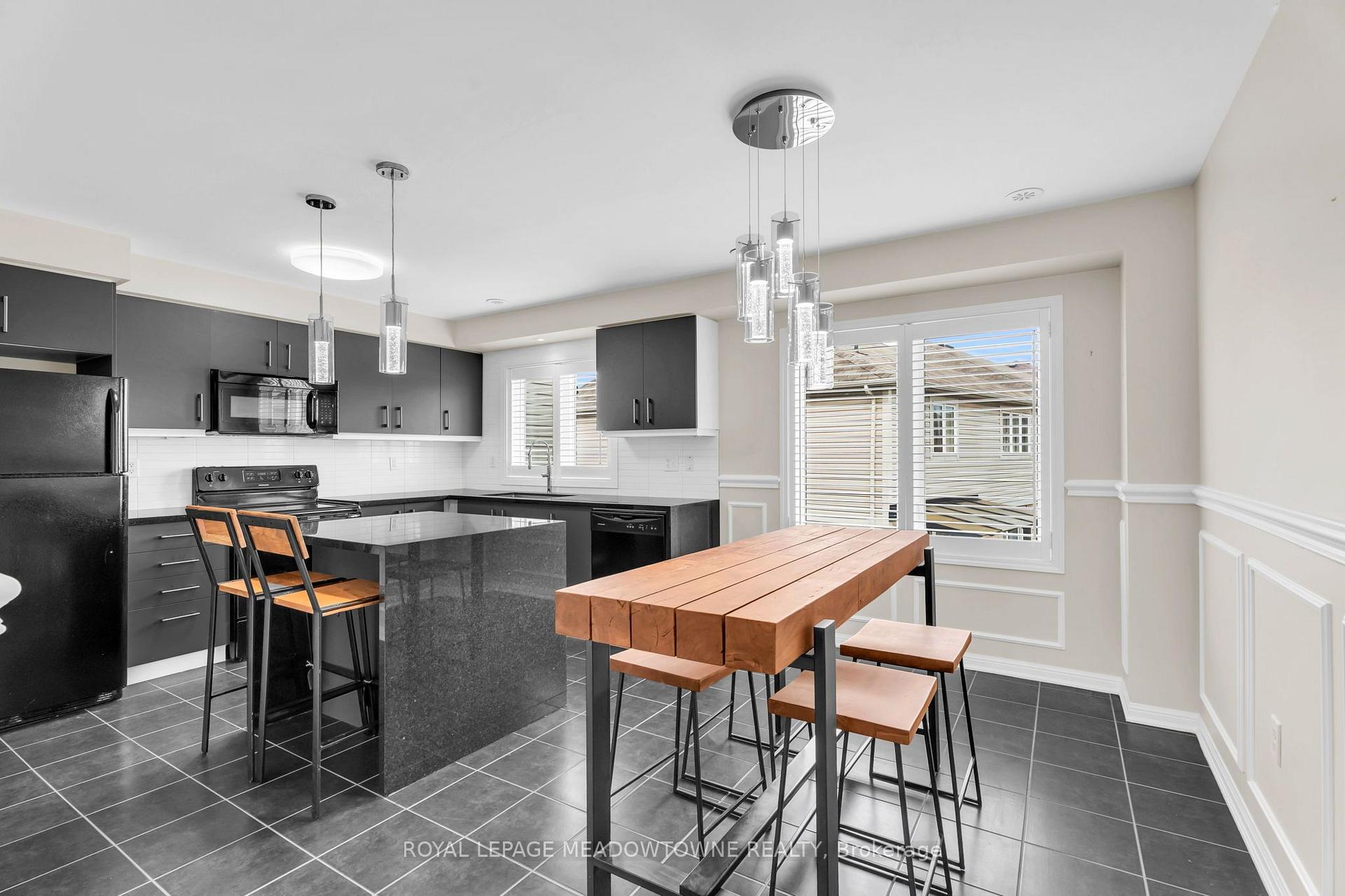 Photo 13 of 70 Betterton Crescent, Brampton, Northwest Brampton — HOMEH