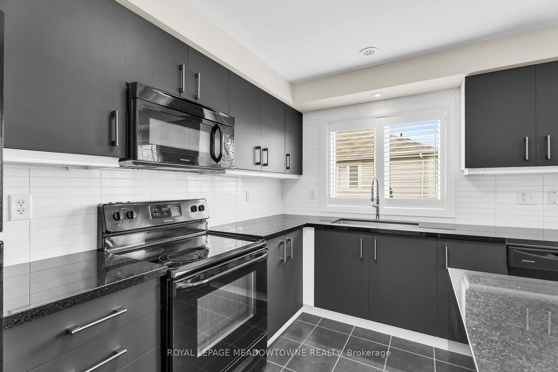 Photo 17 of 70 Betterton Crescent, Brampton, Northwest Brampton — HOMEH
