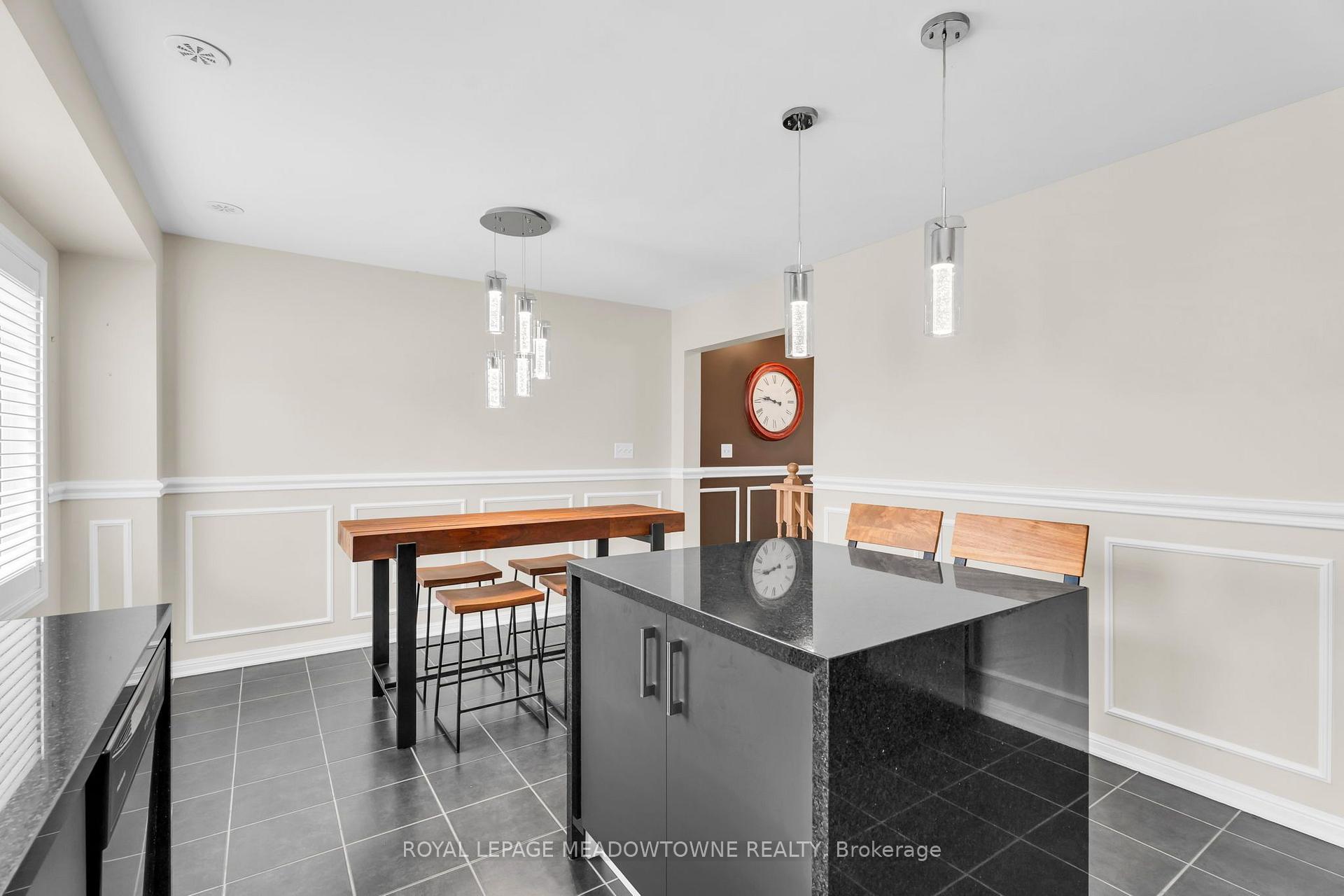 Photo 18 of 70 Betterton Crescent, Brampton, Northwest Brampton — HOMEH