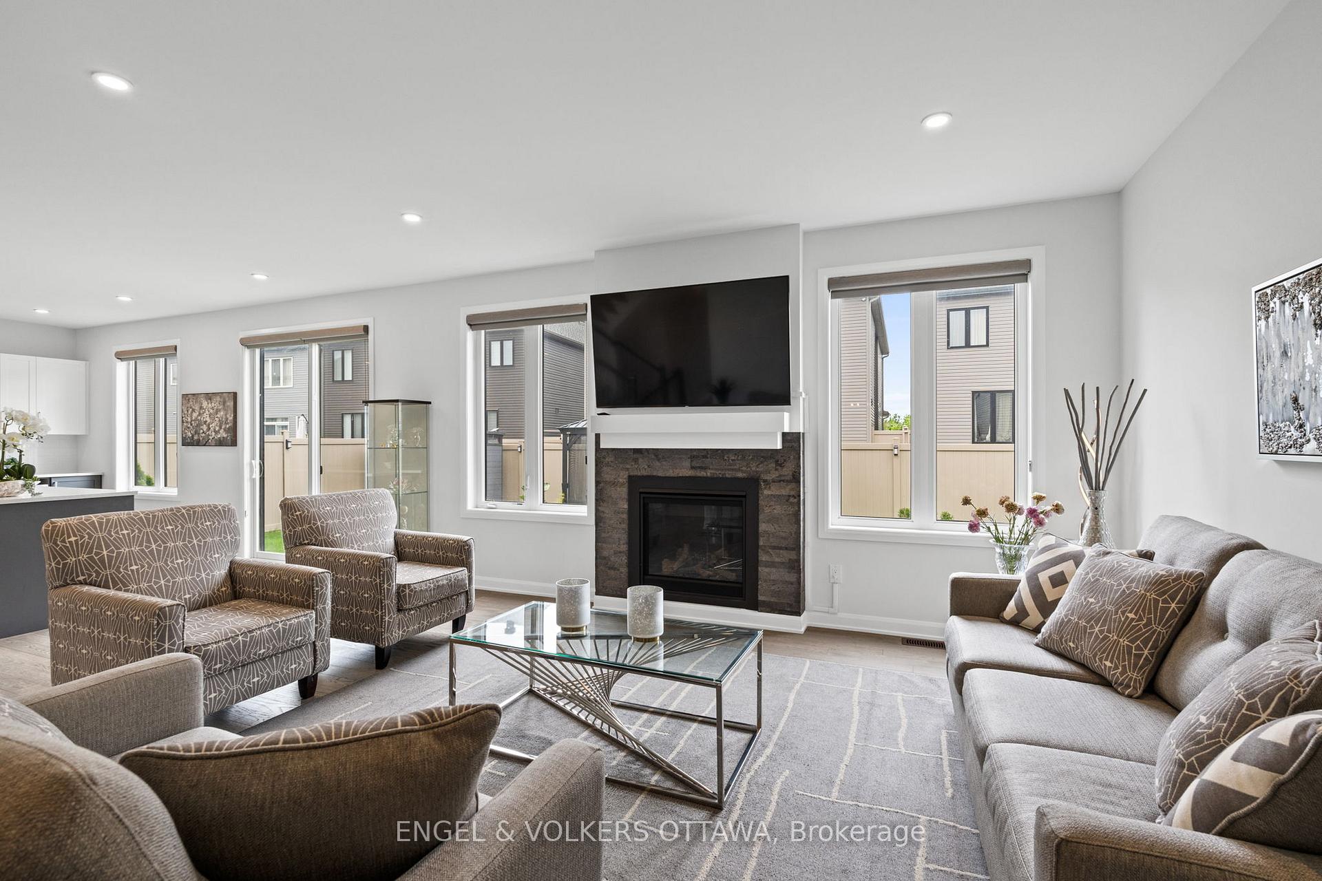 Photo 10 of 195 Alex Polowin Avenue, Ottawa, Barrhaven - Half Moon Bay — HOMEH