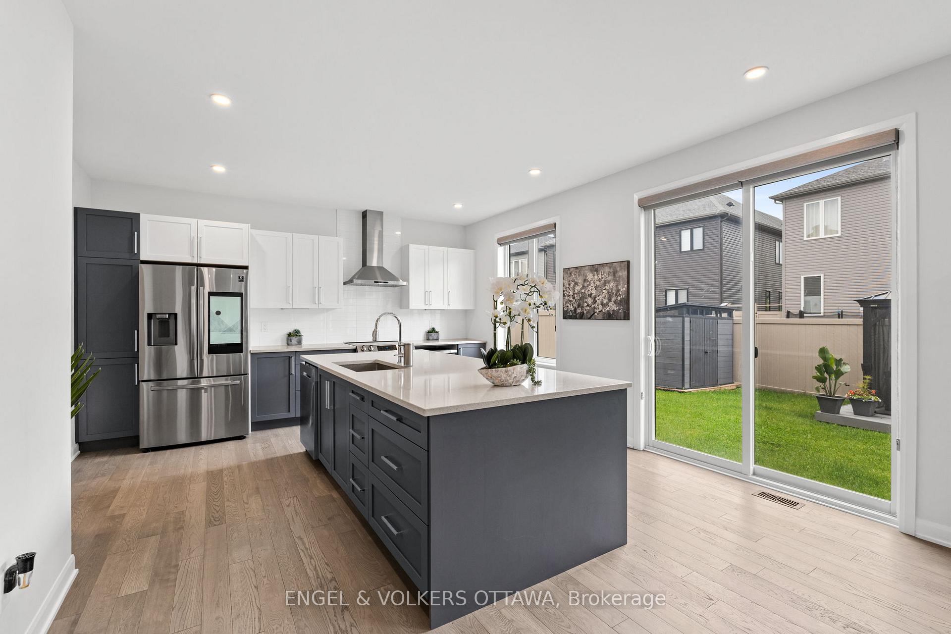 Photo 12 of 195 Alex Polowin Avenue, Ottawa, Barrhaven - Half Moon Bay — HOMEH