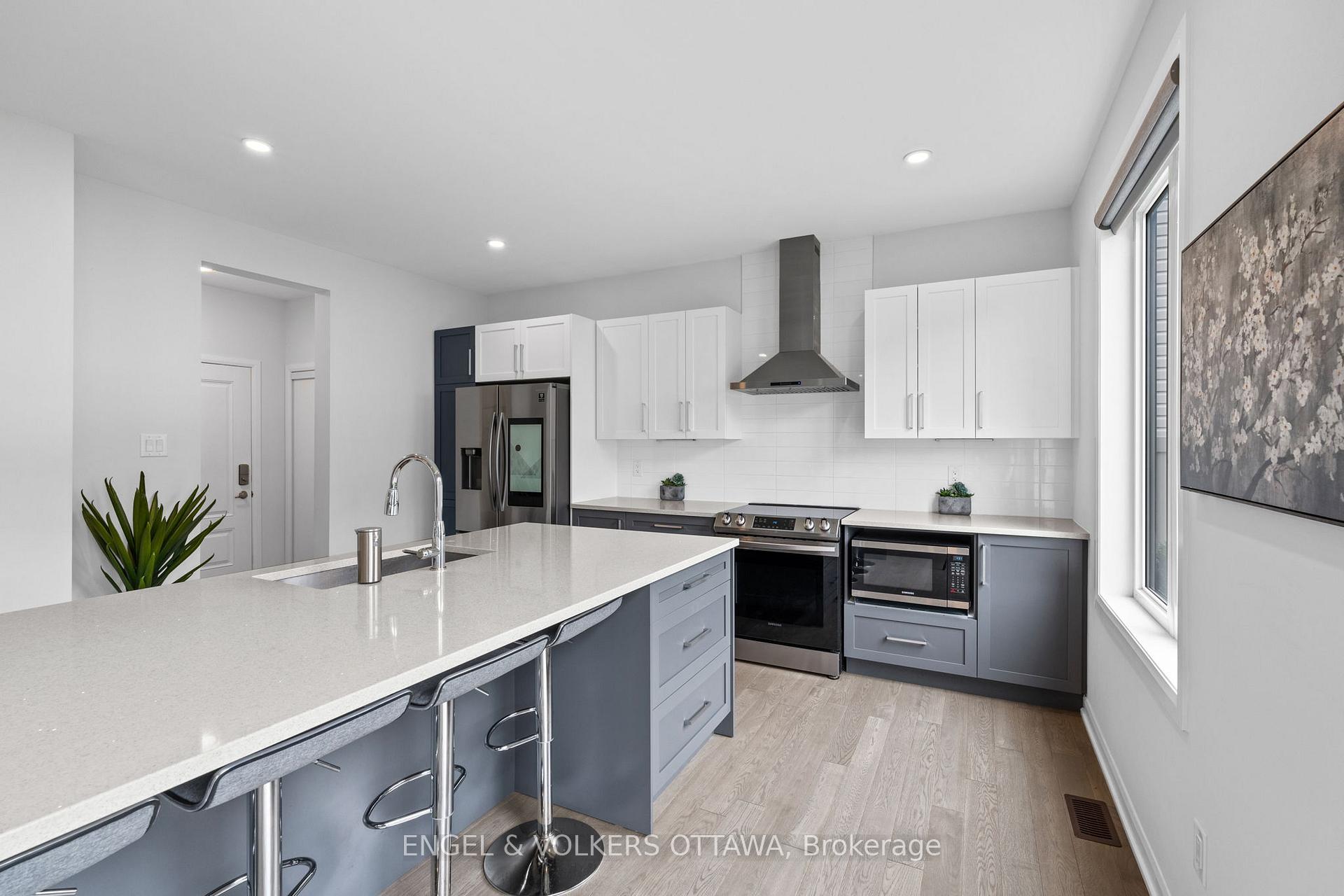 Photo 13 of 195 Alex Polowin Avenue, Ottawa, Barrhaven - Half Moon Bay — HOMEH