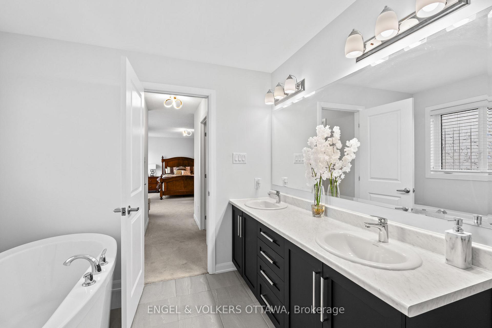 Photo 22 of 195 Alex Polowin Avenue, Ottawa, Barrhaven - Half Moon Bay — HOMEH