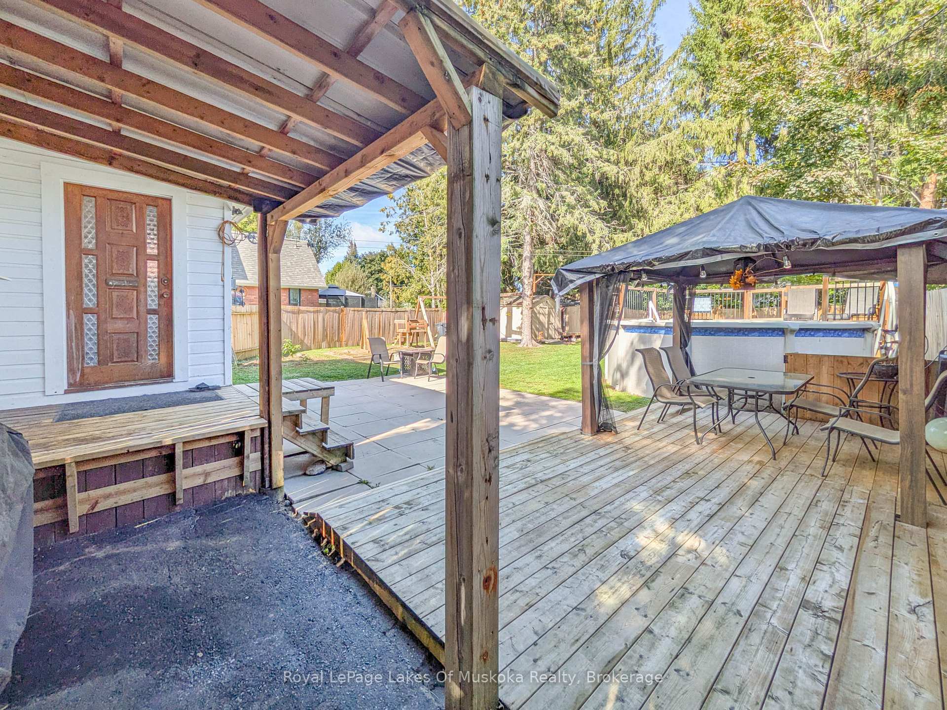 Photo 4 of 63 Taylor Road, Bracebridge — HOMEH