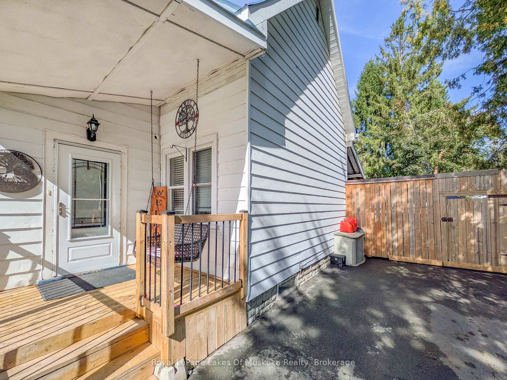 Photo 13 of 63 Taylor Road, Bracebridge — HOMEH