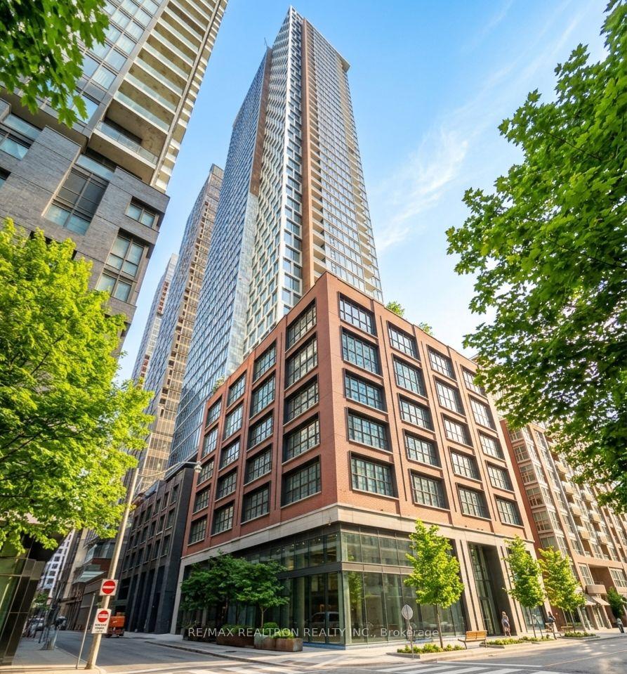 Photo 2 of Unit 1212, 55 Mercer Street, Toronto, Waterfront Communities — HOMEH