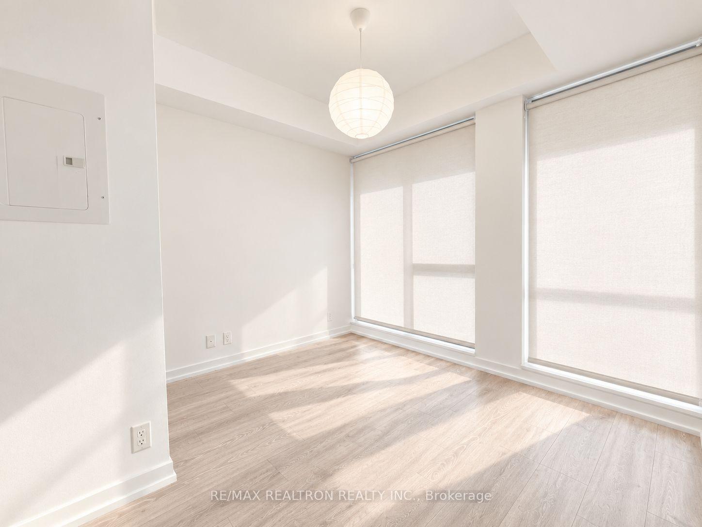Photo 16 of Unit 1212, 55 Mercer Street, Toronto, Waterfront Communities — HOMEH