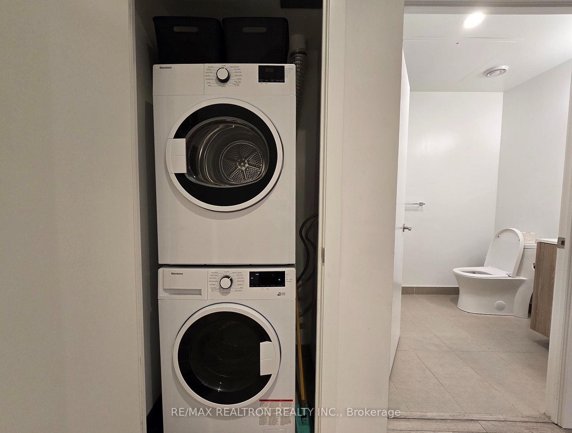 Photo 21 of Unit 1212, 55 Mercer Street, Toronto, Waterfront Communities — HOMEH