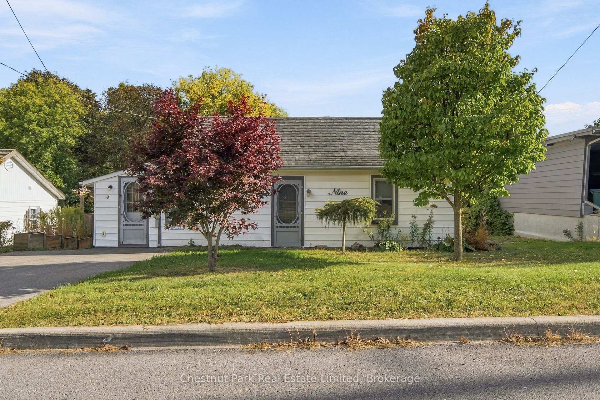 Photo 2 of 9 Rogers Street, Prince Edward County, Picton Ward — HOMEH