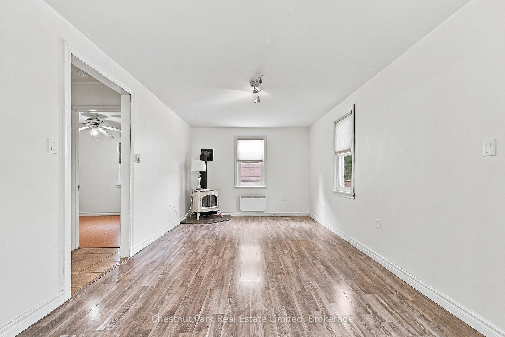 Photo 6 of 9 Rogers Street, Prince Edward County, Picton Ward — HOMEH