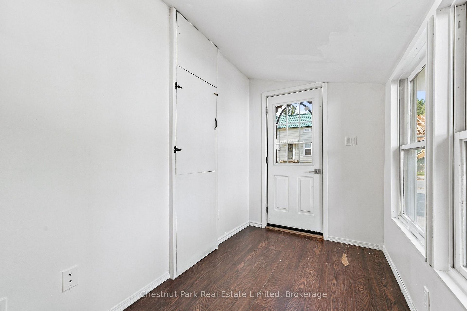 Photo 21 of 9 Rogers Street, Prince Edward County, Picton Ward — HOMEH
