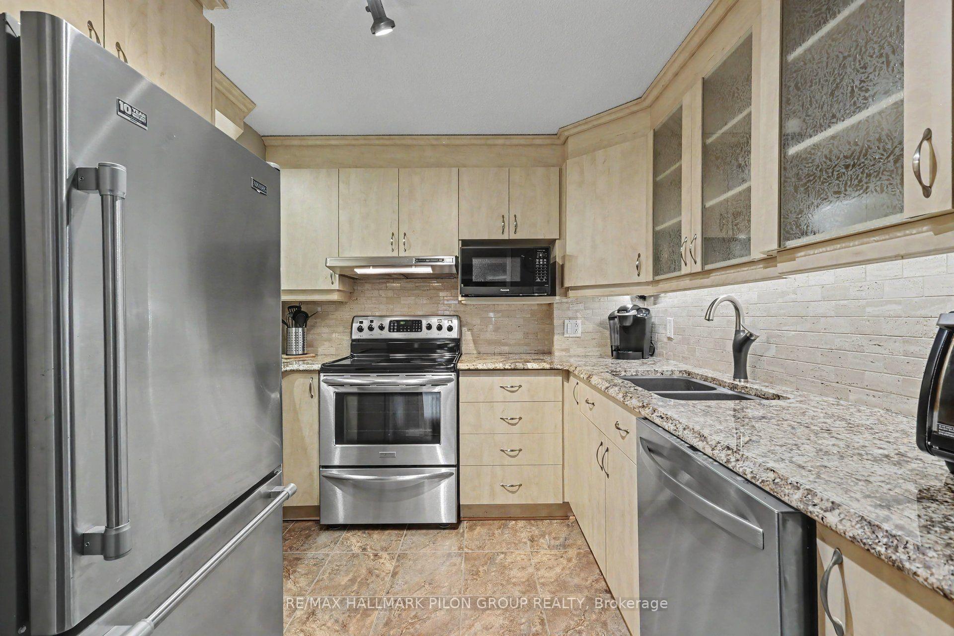 Photo 10 of Unit 1305, 415 Greenview Avenue, Ottawa, Britannia — HOMEH
