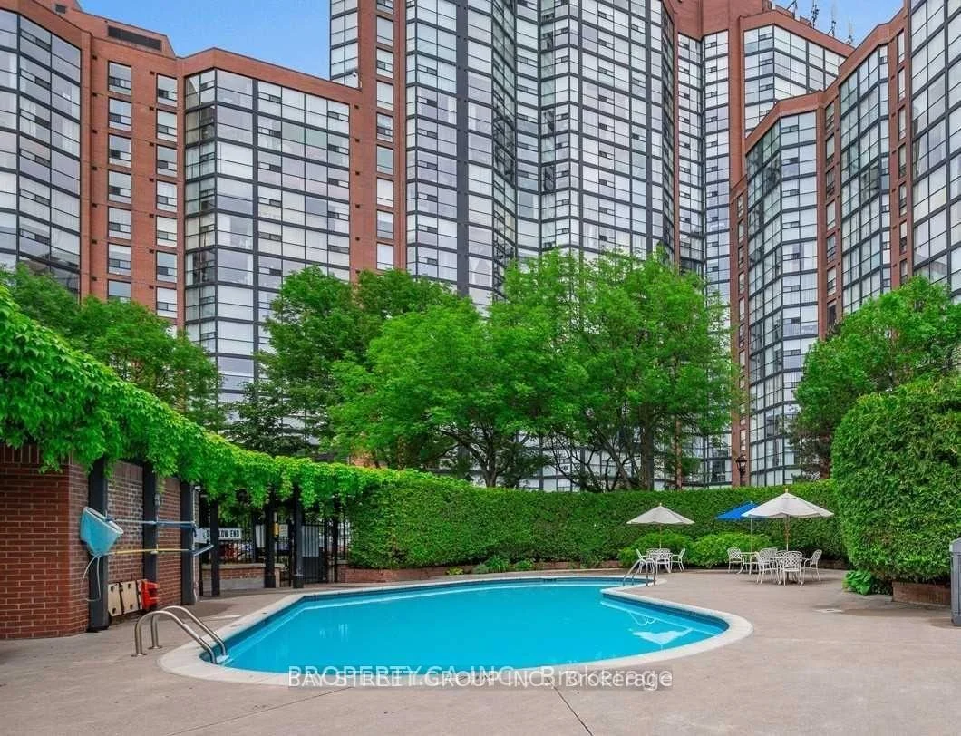 Photo 2 of Unit Ph7, 701 King Street W, Toronto, Niagara — HOMEH