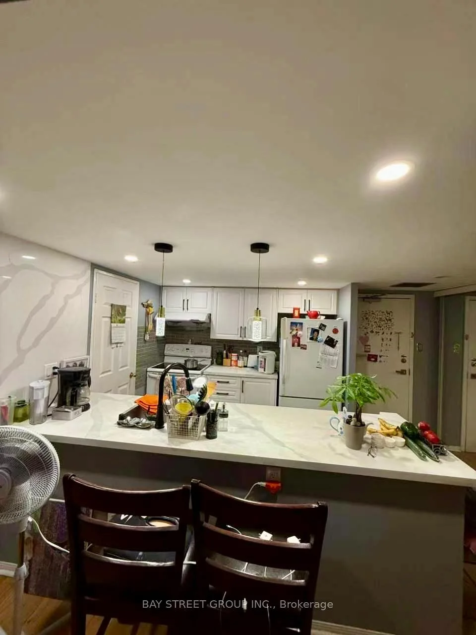Photo 6 of Unit Ph7, 701 King Street W, Toronto, Niagara — HOMEH