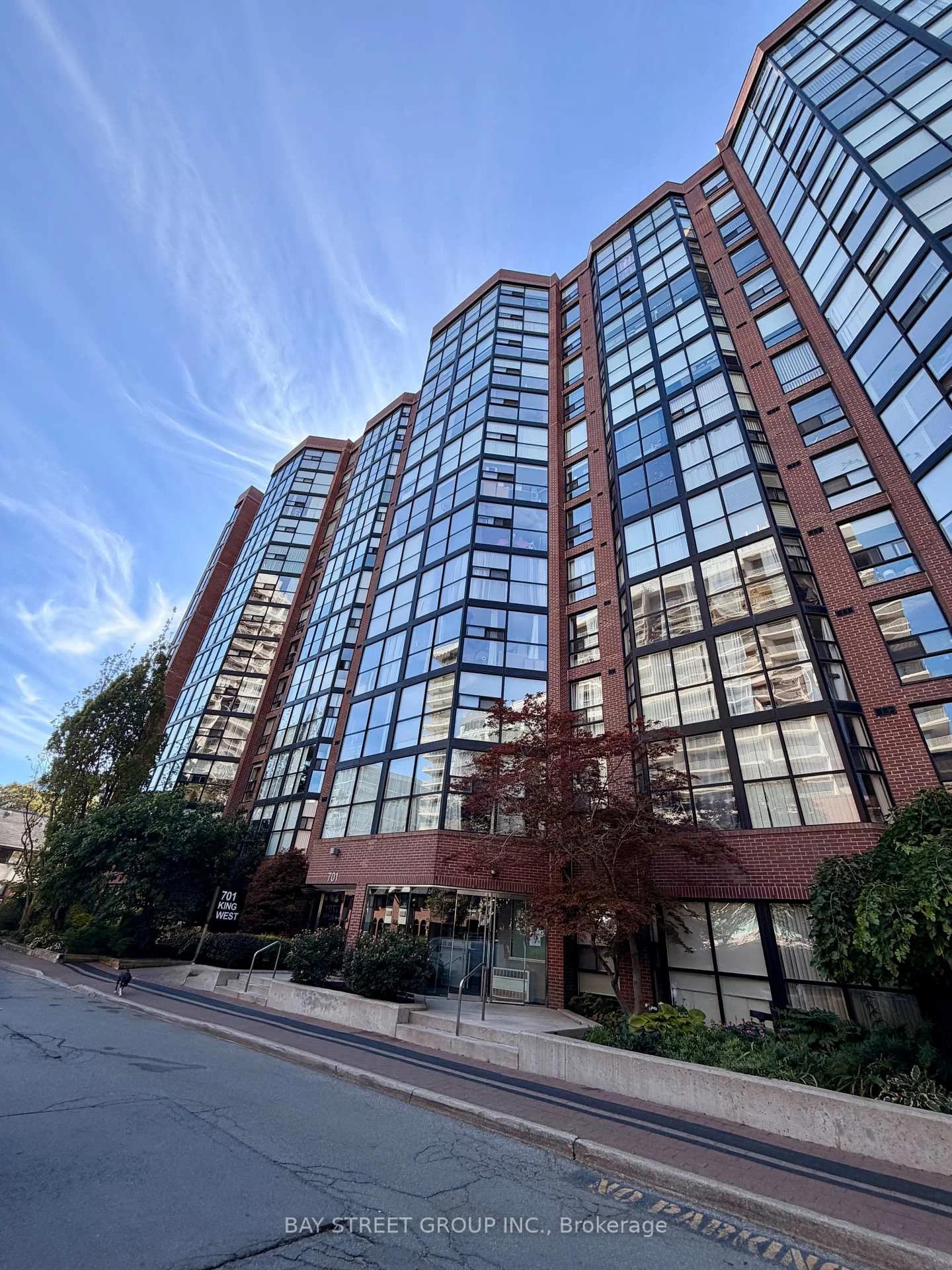 Photo 21 of Unit Ph7, 701 King Street W, Toronto, Niagara — HOMEH