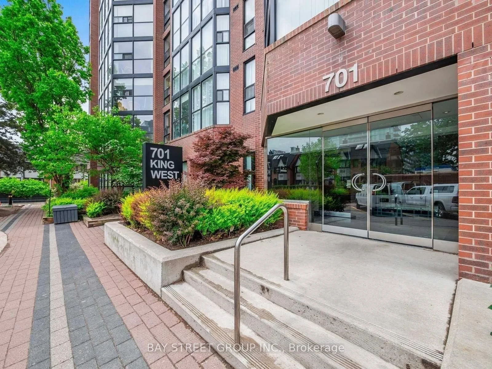 Photo 22 of Unit Ph7, 701 King Street W, Toronto, Niagara — HOMEH