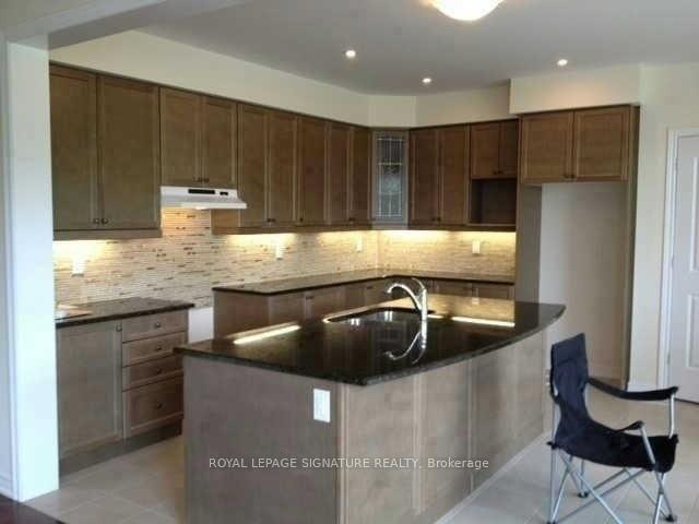 Photo 3 of Unit Upper, 53 Victoriaville Road, Brampton, Credit Valley — HOMEH
