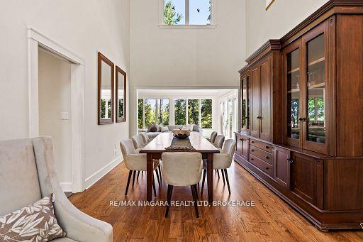 Photo 17 of 429 Ridge Road E, Grimsby, Grimsby Escarpment — HOMEH