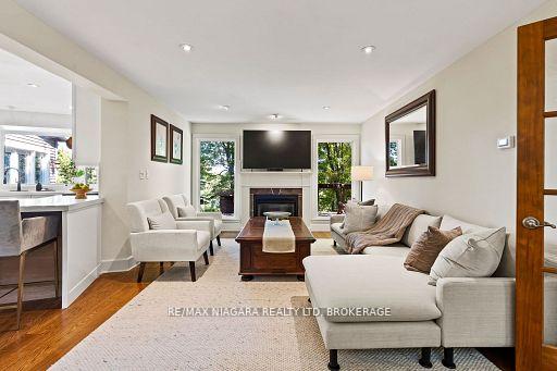 Photo 23 of 429 Ridge Road E, Grimsby, Grimsby Escarpment — HOMEH