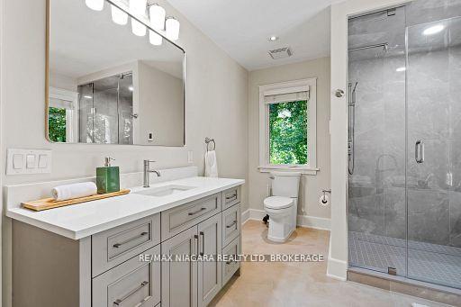 Photo 79 of 429 Ridge Road E, Grimsby, Grimsby Escarpment — HOMEH