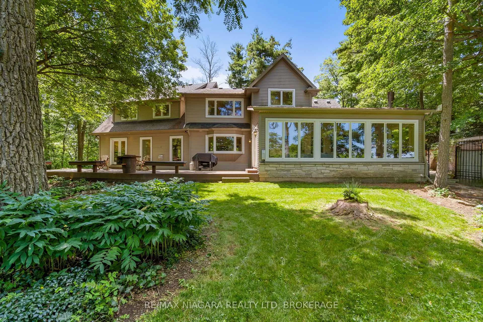 Photo 50 of 429 Ridge Road E, Grimsby, Grimsby Escarpment — HOMEH