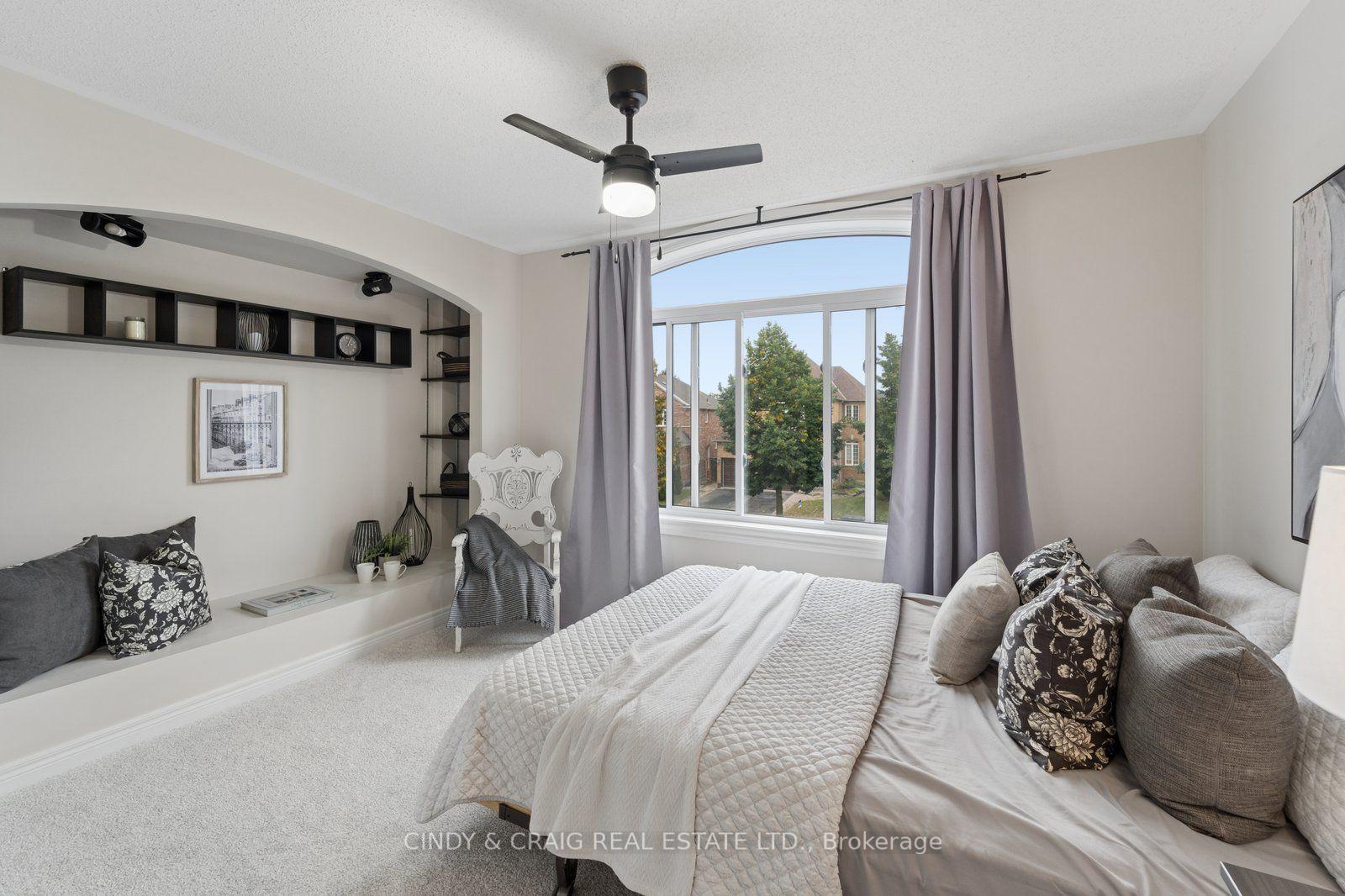 Photo 19 of 72 Lafayette Boulevard, Whitby, Williamsburg — HOMEH