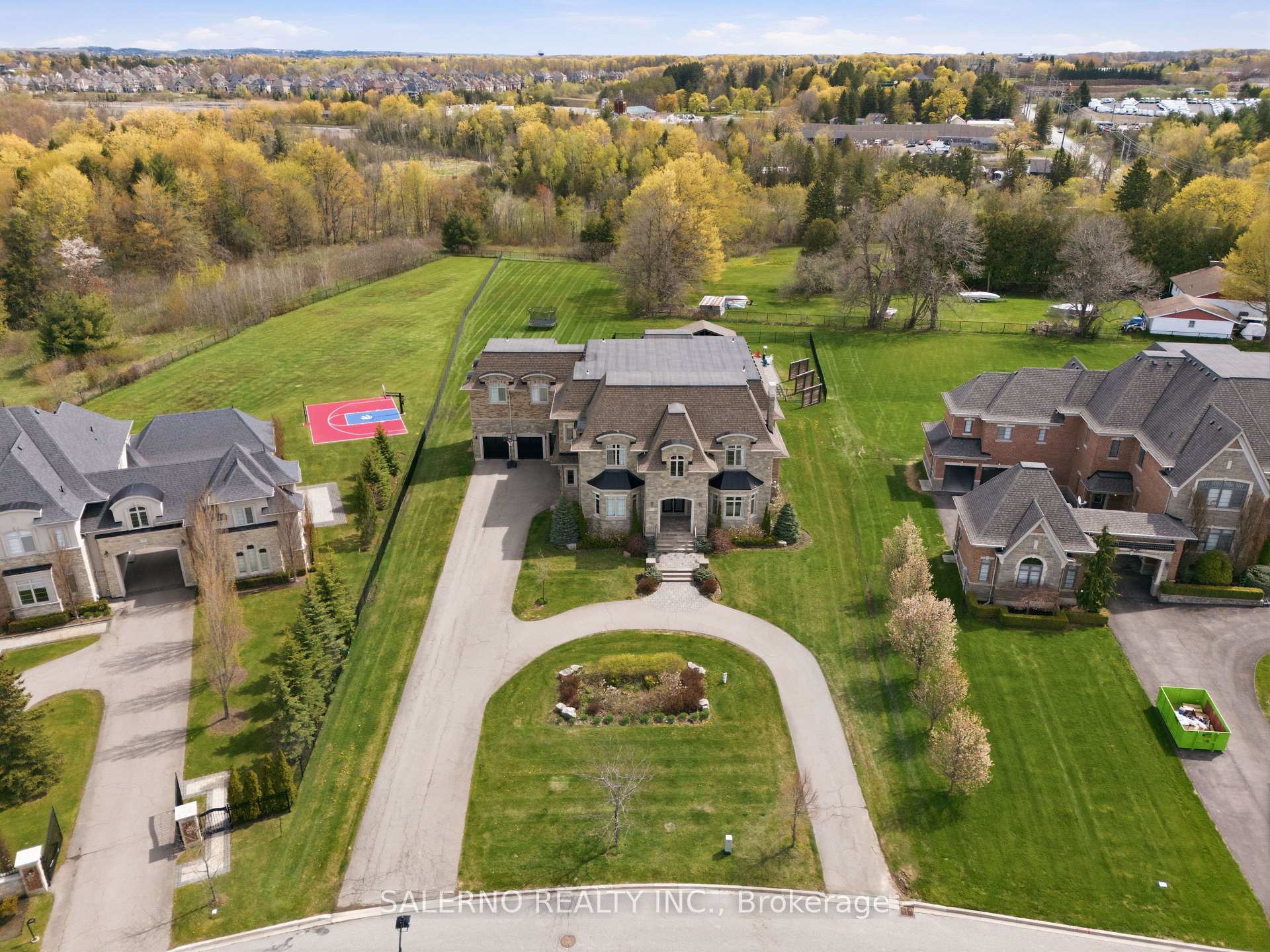 Photo of 21 Stallions Court