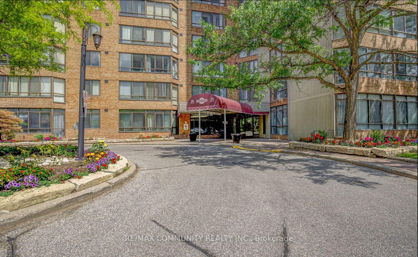 Photo 2 of Unit 1133, 25 Bamburgh Circle, Scarborough, Steeles — HOMEH