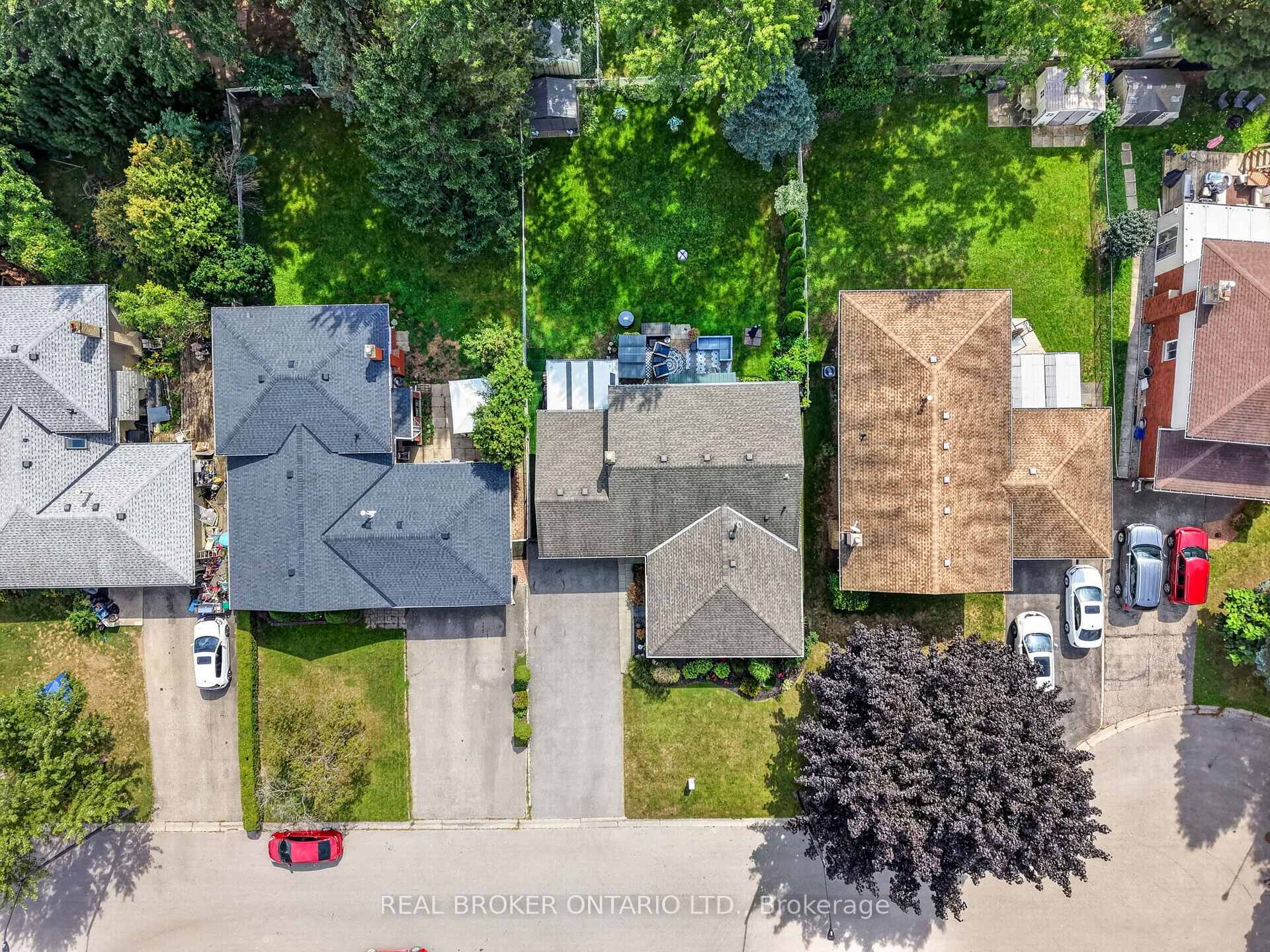 Photo 40 of 5 Hidden Court, Brantford, Cedarland — HOMEH
