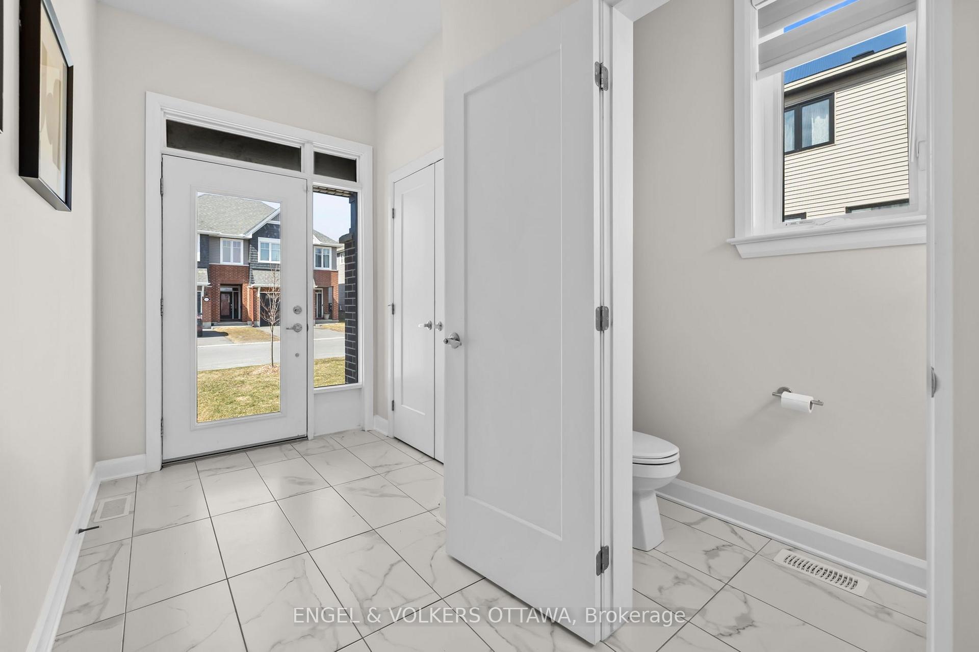 Photo 3 of 133 Angelonia Crescent, Ottawa, Blossom Park/Kemp Park/Findlay Creek — HOMEH