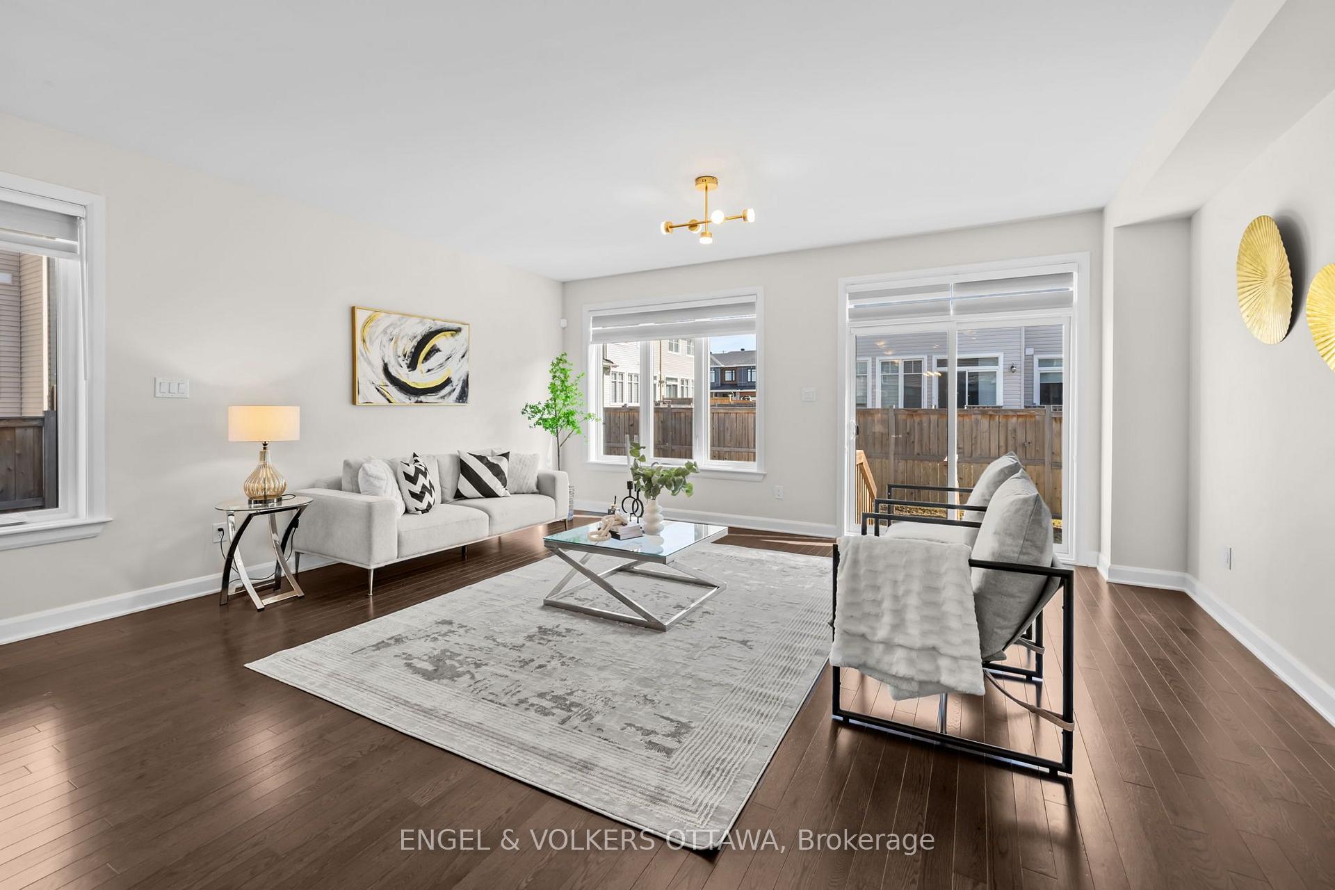 Photo 9 of 133 Angelonia Crescent, Ottawa, Blossom Park/Kemp Park/Findlay Creek — HOMEH