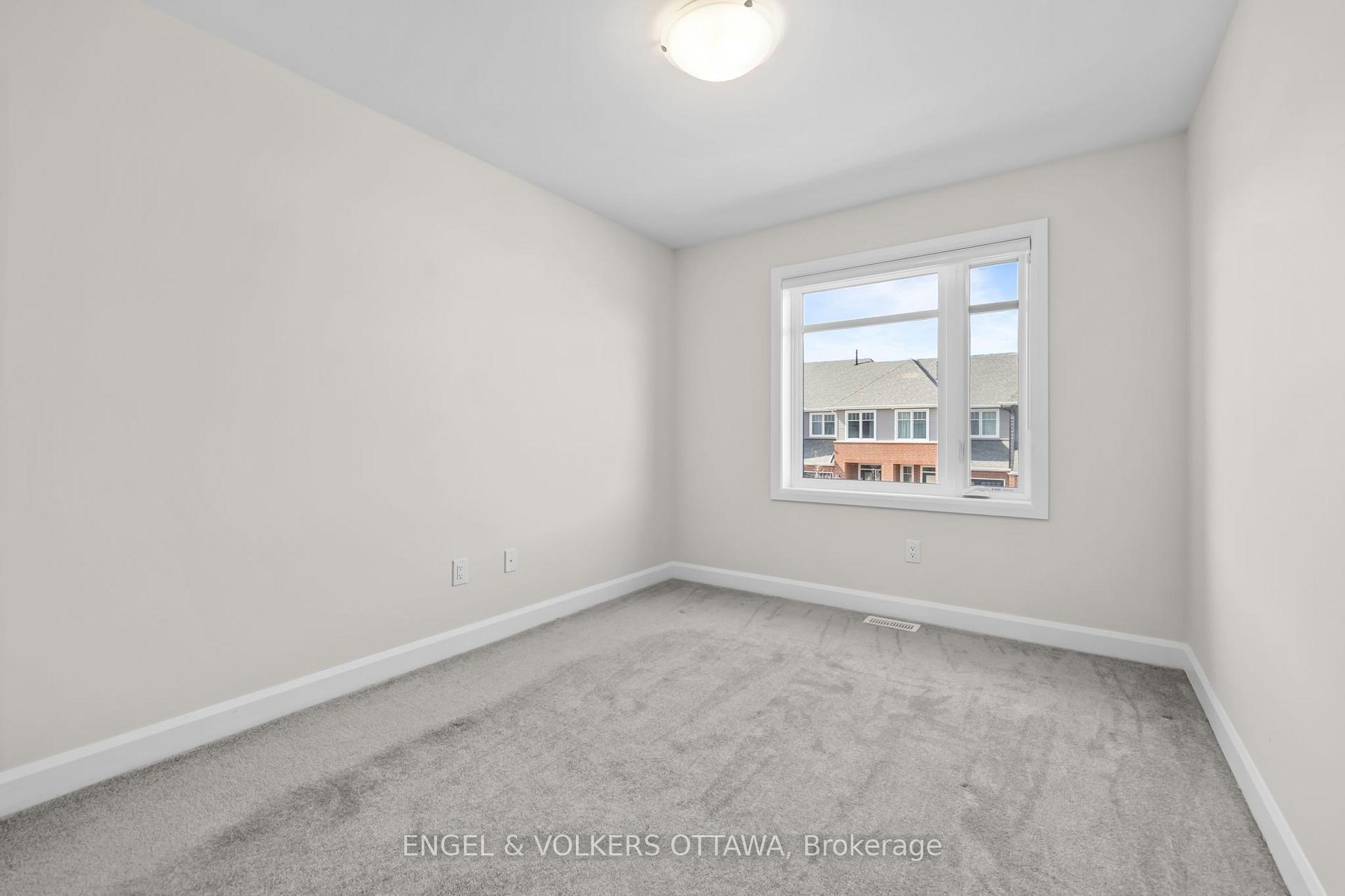 Photo 19 of 133 Angelonia Crescent, Ottawa, Blossom Park/Kemp Park/Findlay Creek — HOMEH