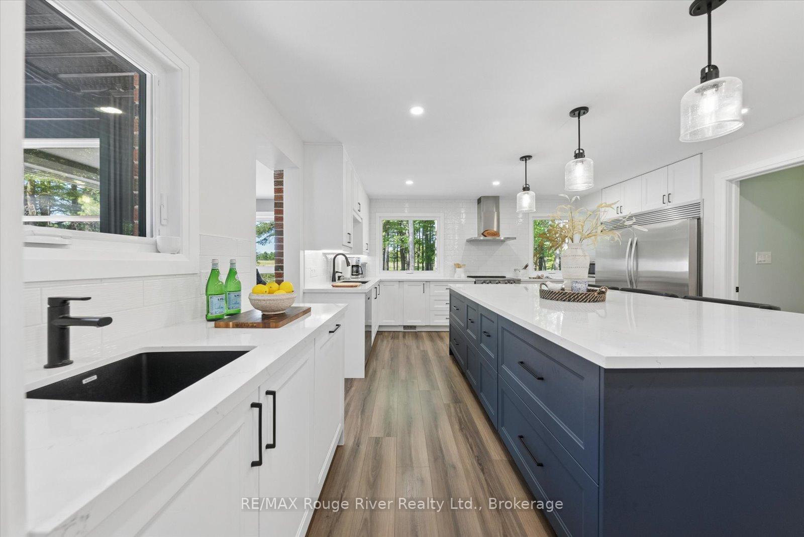 Photo 10 of 1004 Telecom Road, Kawartha Lakes, Manvers — HOMEH