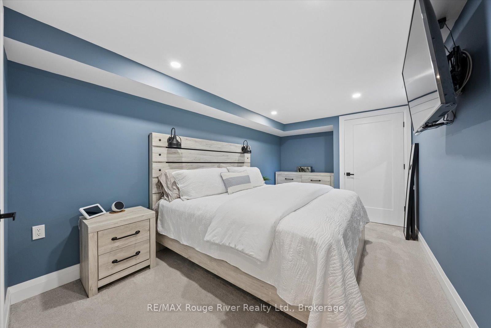 Photo 19 of 1004 Telecom Road, Kawartha Lakes, Manvers — HOMEH