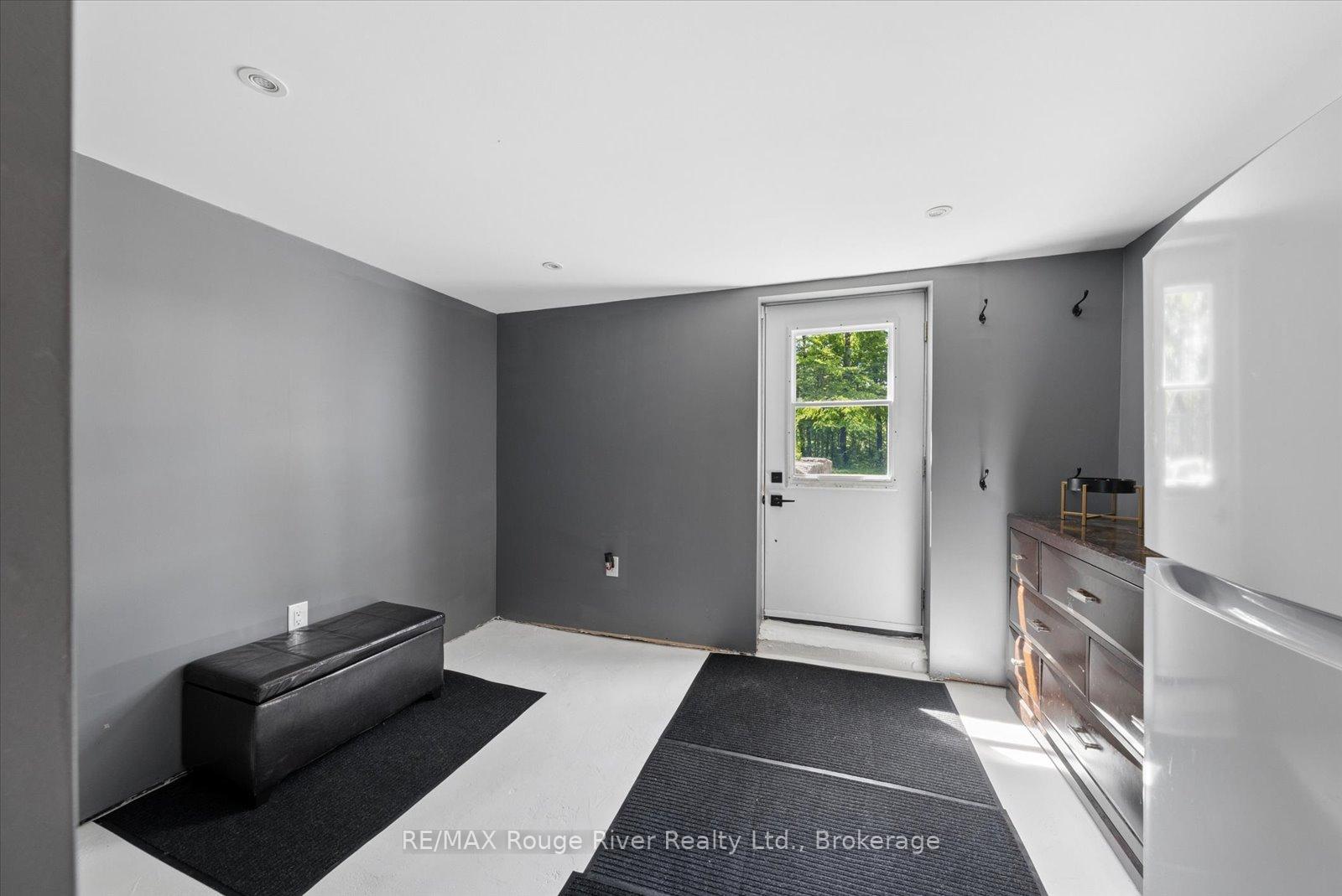 Photo 25 of 1004 Telecom Road, Kawartha Lakes, Manvers — HOMEH