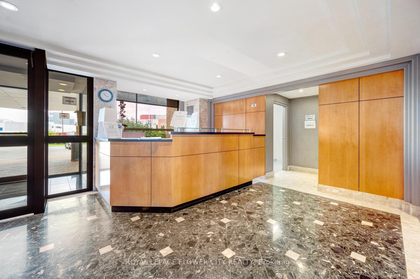 Photo 3 of Unit 417, 6 Humberline Drive, Etobicoke, West Humber-Clairville — HOMEH