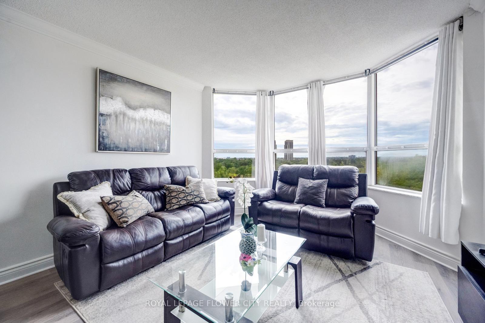 Photo 16 of Unit 417, 6 Humberline Drive, Etobicoke, West Humber-Clairville — HOMEH