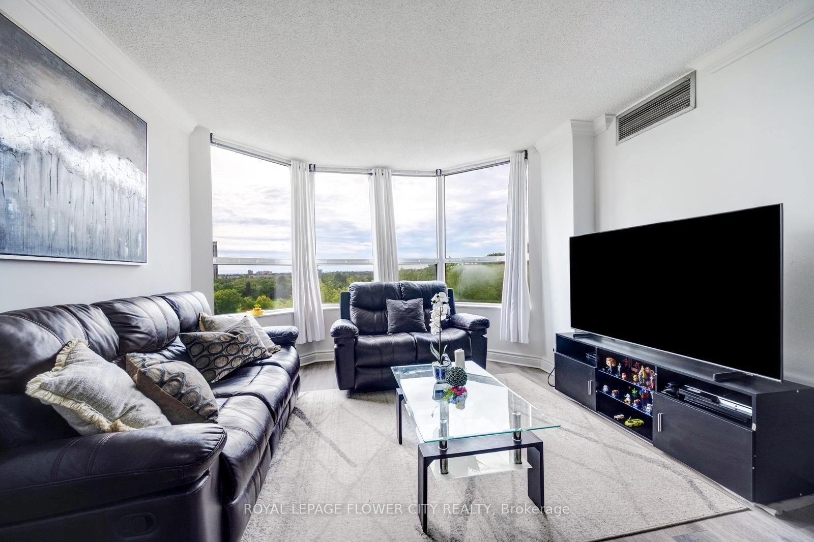 Photo 17 of Unit 417, 6 Humberline Drive, Etobicoke, West Humber-Clairville — HOMEH