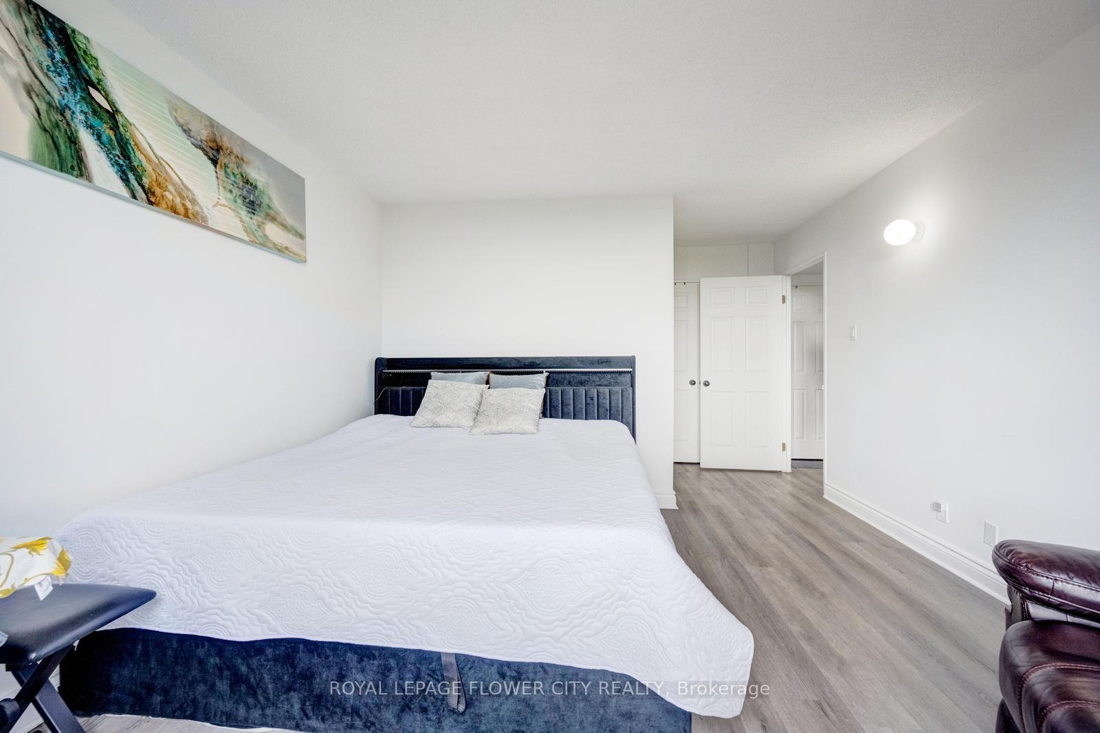 Photo 31 of Unit 417, 6 Humberline Drive, Etobicoke, West Humber-Clairville — HOMEH