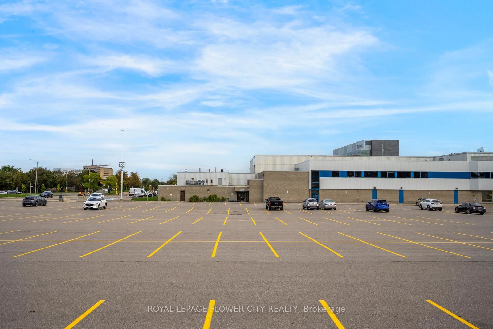 Photo 49 of Unit 417, 6 Humberline Drive, Etobicoke, West Humber-Clairville — HOMEH
