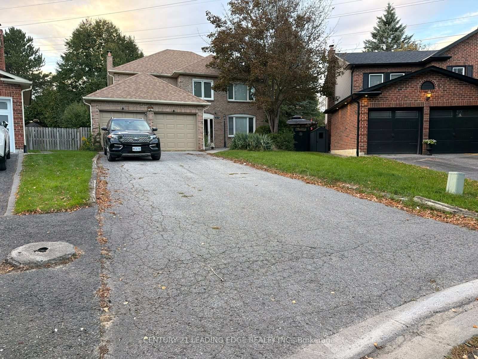 Photo 1 of Unit Lower, 1237 Fieldstone Circle, Pickering, Liverpool — HOMEH
