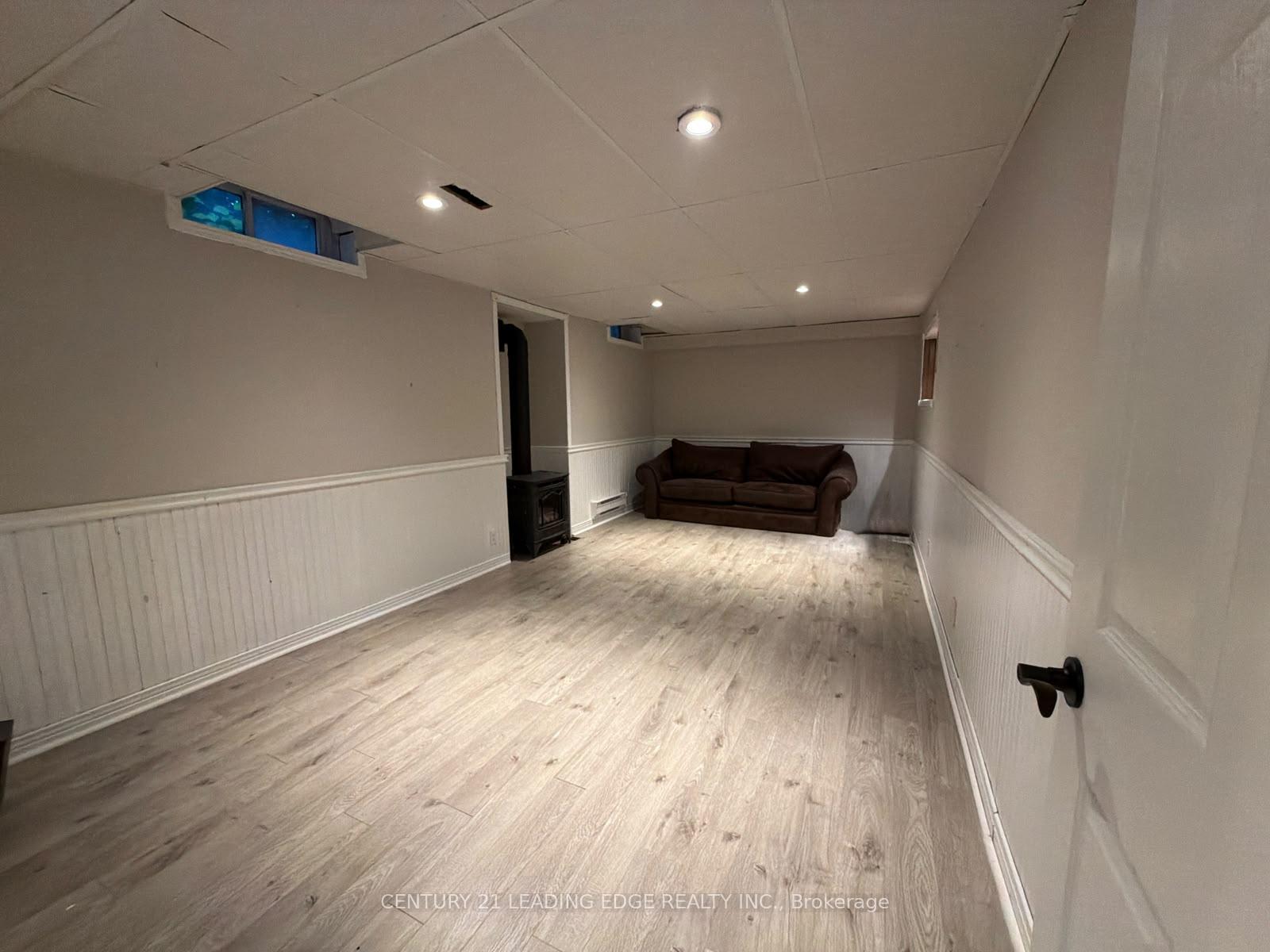 Photo 6 of Unit Lower, 1237 Fieldstone Circle, Pickering, Liverpool — HOMEH