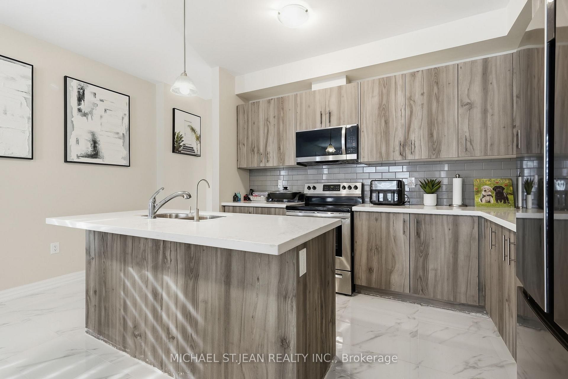 Photo 9 of Unit 62, 4311 Mann Street, Niagara Falls, Lyons Creek — HOMEH