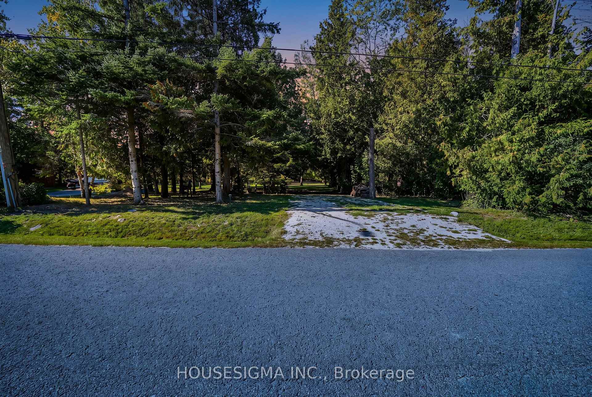 Photo 2 of 60 Robert Street S, Wasaga Beach — HOMEH